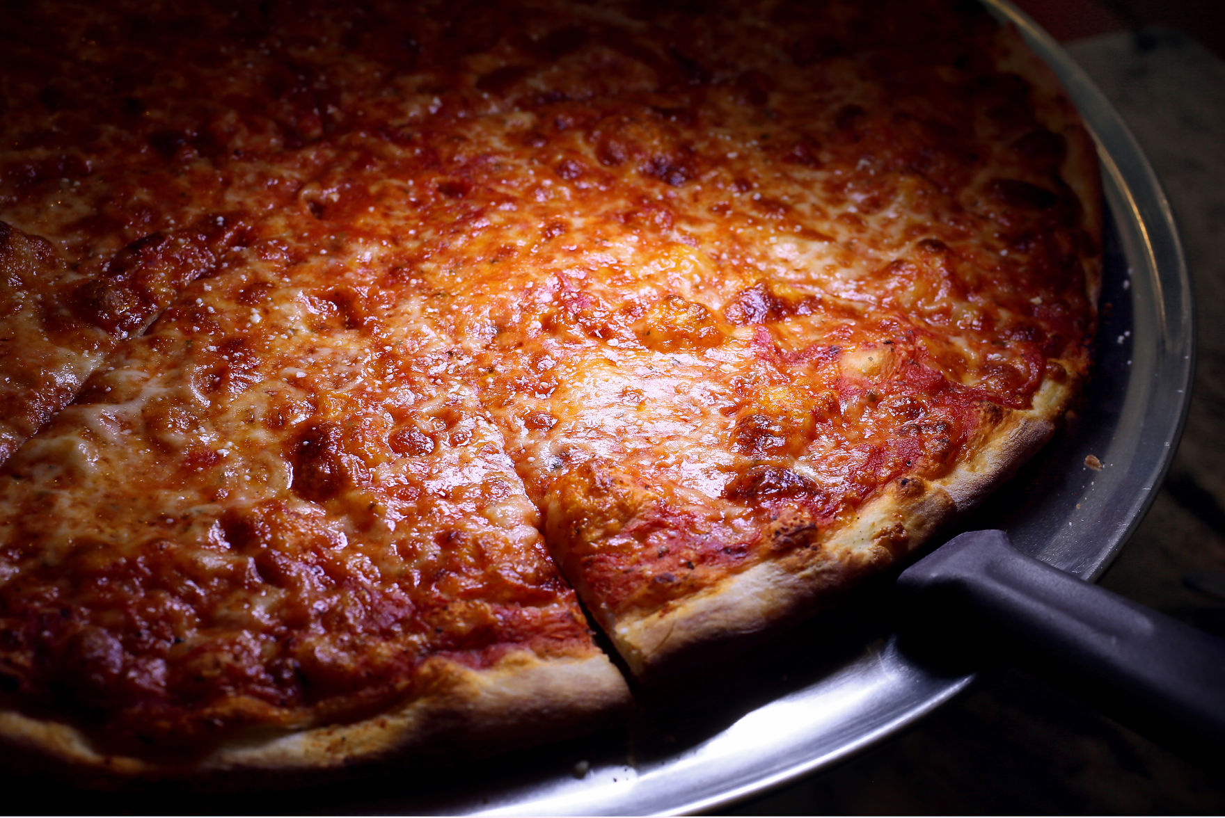 Propero cheese pizza.jpg